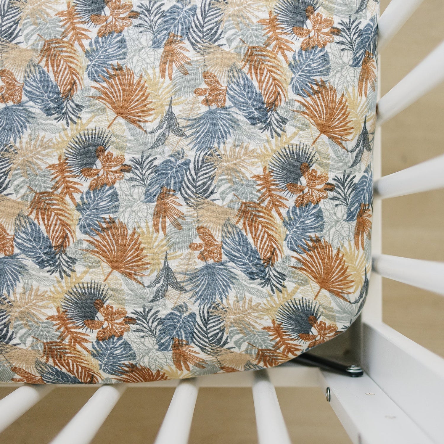 Mebie Baby Paradise Palms Muslin Crib Sheet - 