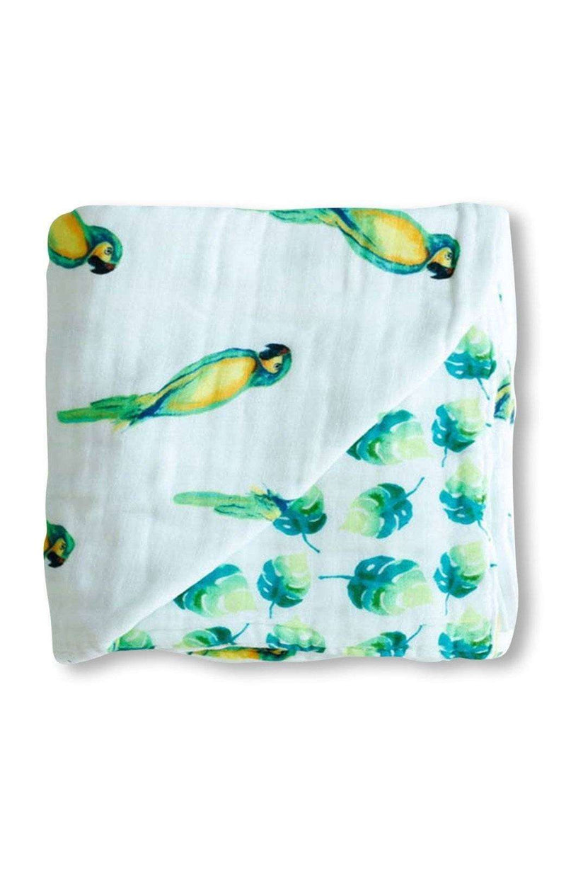 Parrots Organic Blanket with watercolor print, made from GOTS certified cotton.