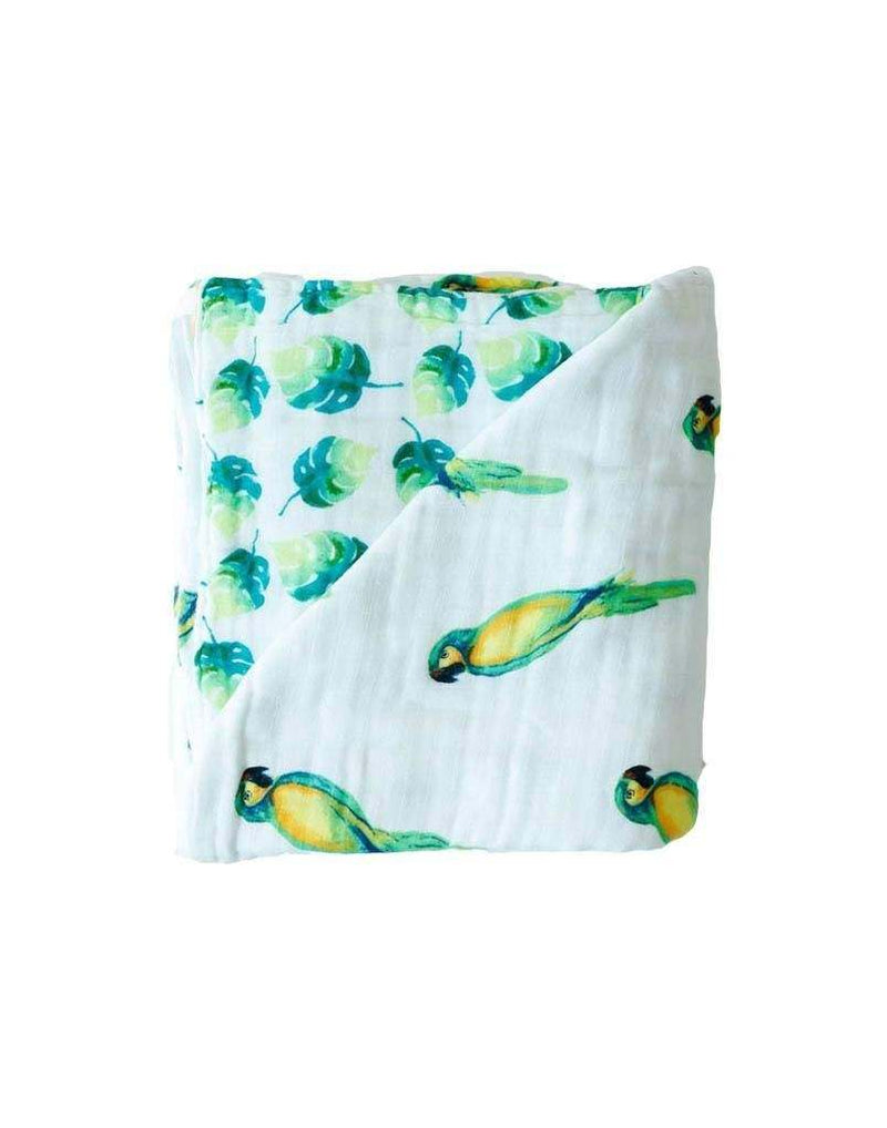 Parrots Organic Snug Blanket with watercolor print and GOTS certified cotton.