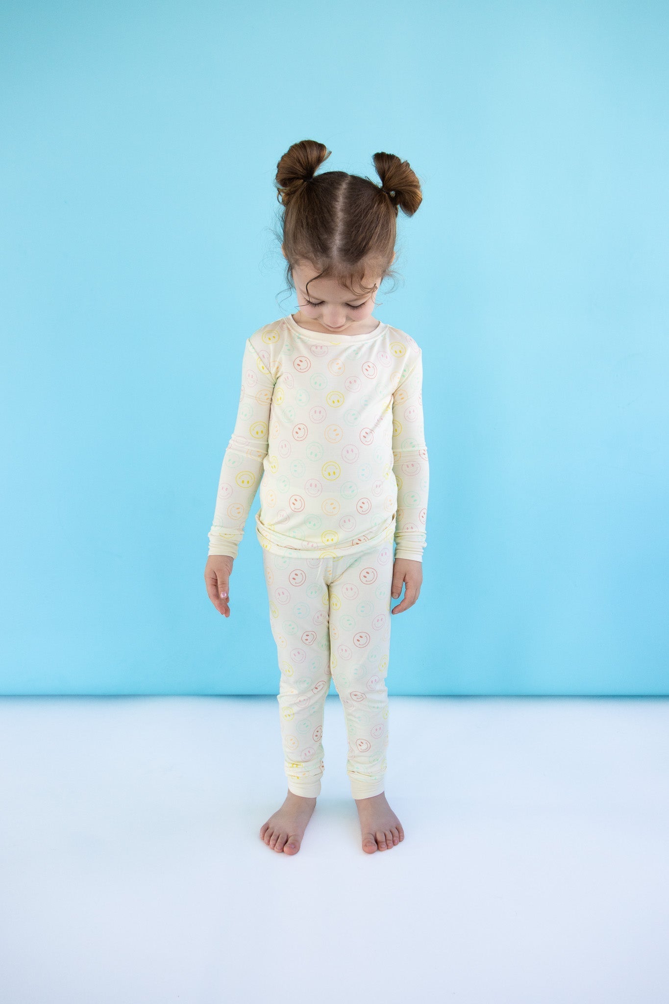 DREAM BIG LITTLE CO PASTEL SMILES DREAM SETEveretts Place