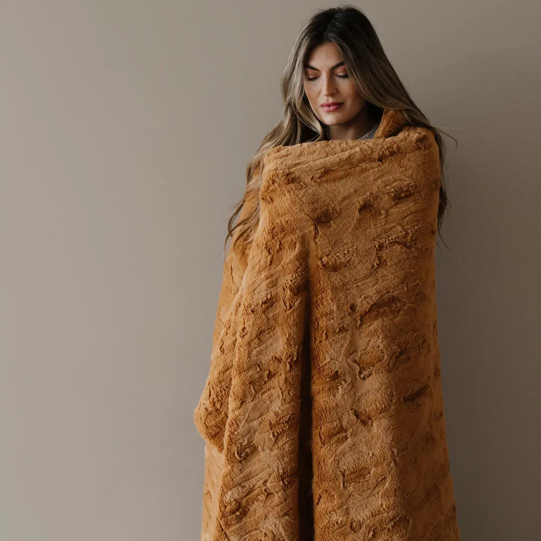 Saranoni PATTERNED FAUX FUR XL THROW BLANKETS - 