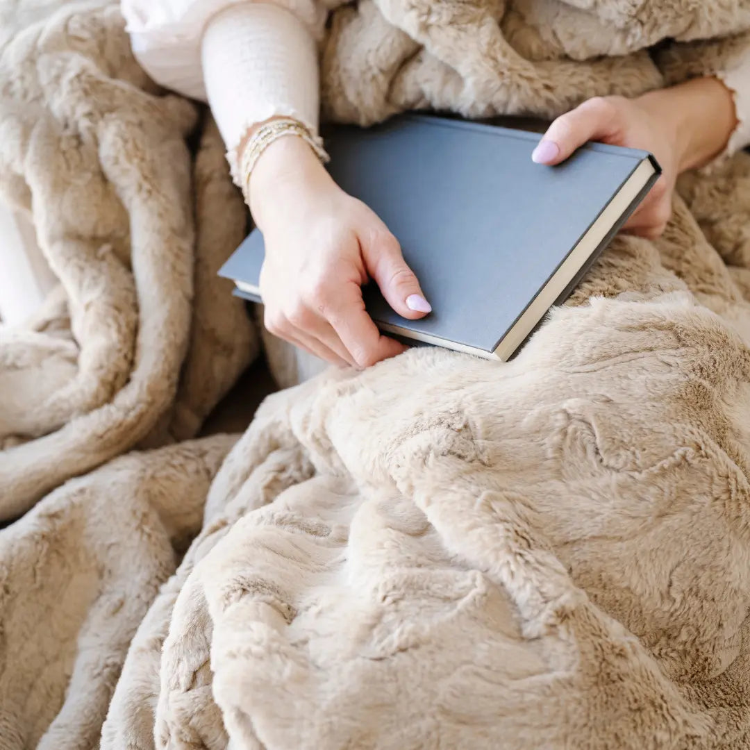 Saranoni PATTERNED FAUX FUR XL THROW BLANKETS - 