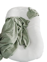 Little Mae & Co Pearl Ribbed Baby Lounger CoverEveretts Place