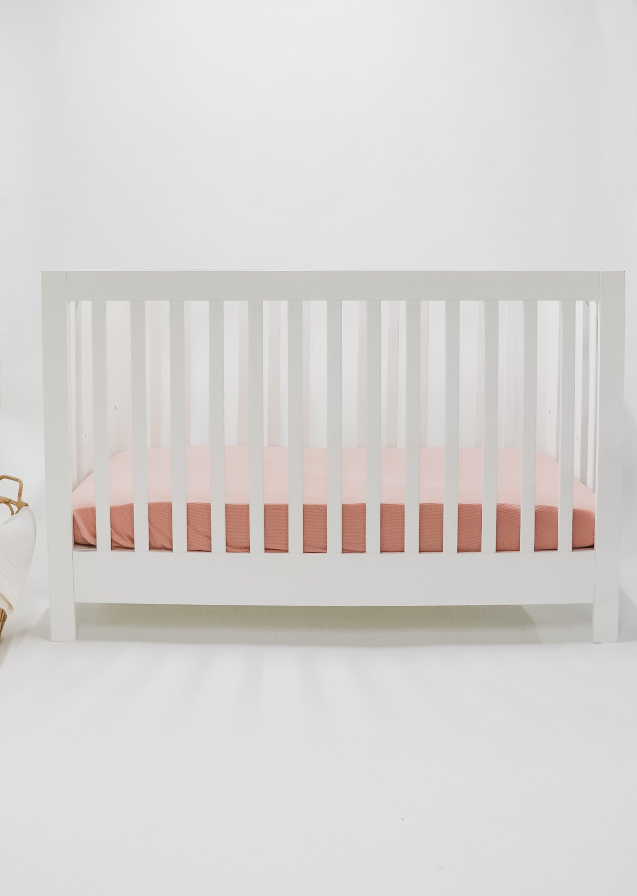 Little Mae & Co Peony Ribbed Crib SheetEveretts Place