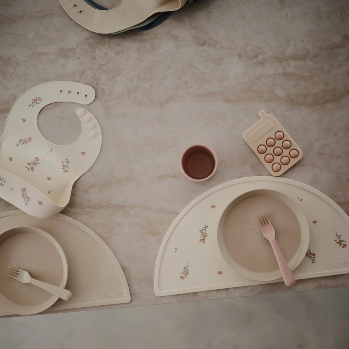 Mushie Phone Press Toy - 
