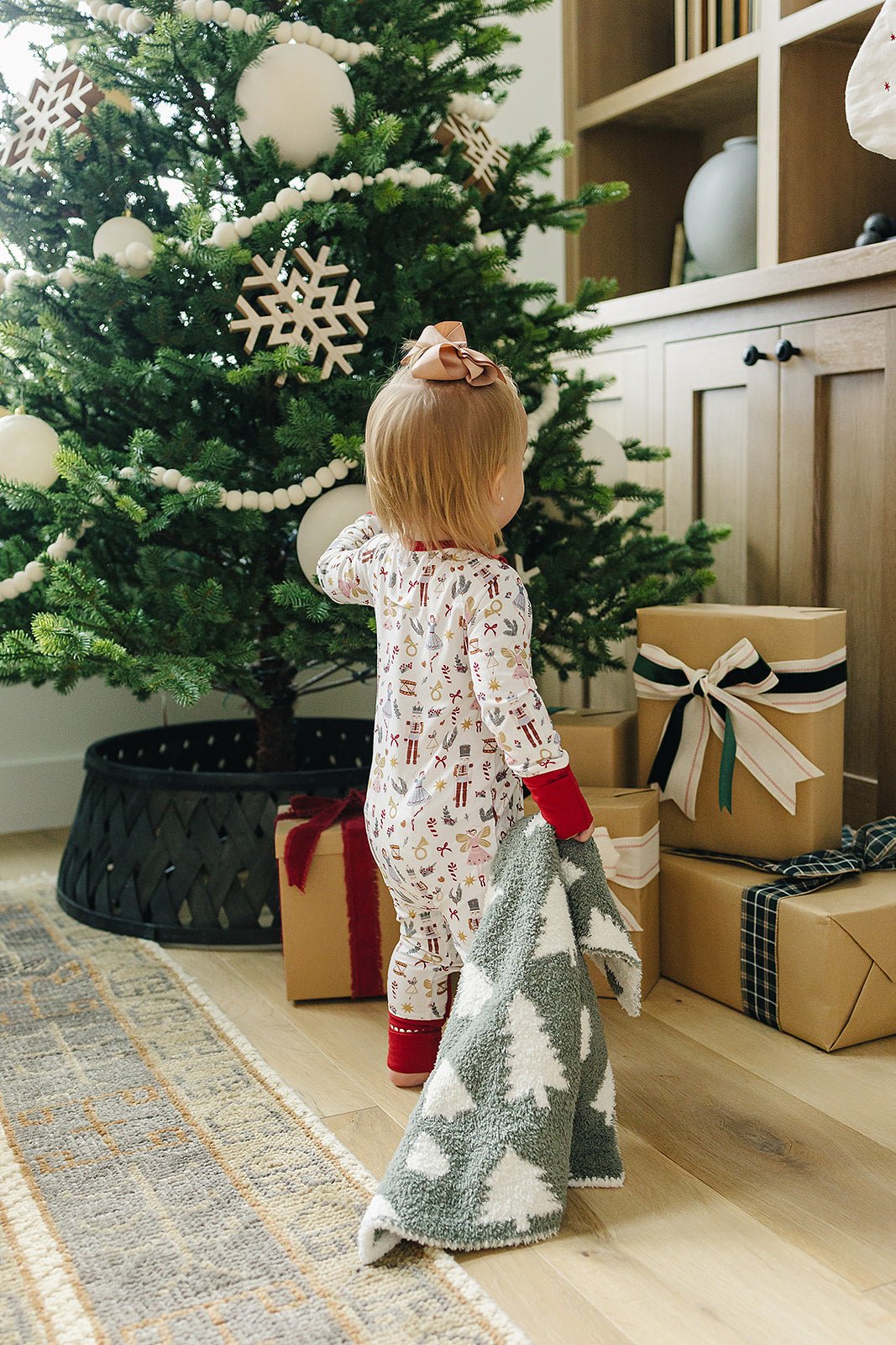 Mebie Baby Pines Plush Blanket - 