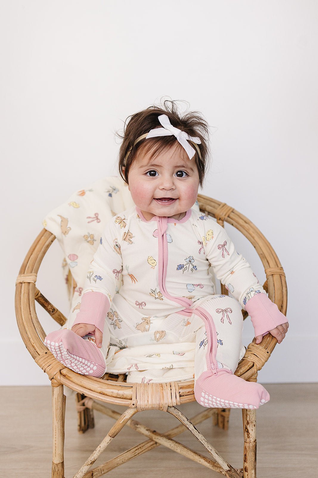 Mebie Baby Pink Bunny Ribbed Bamboo Zipper - 