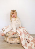 Mebie Baby Pink Checkered Plush Blanket - 