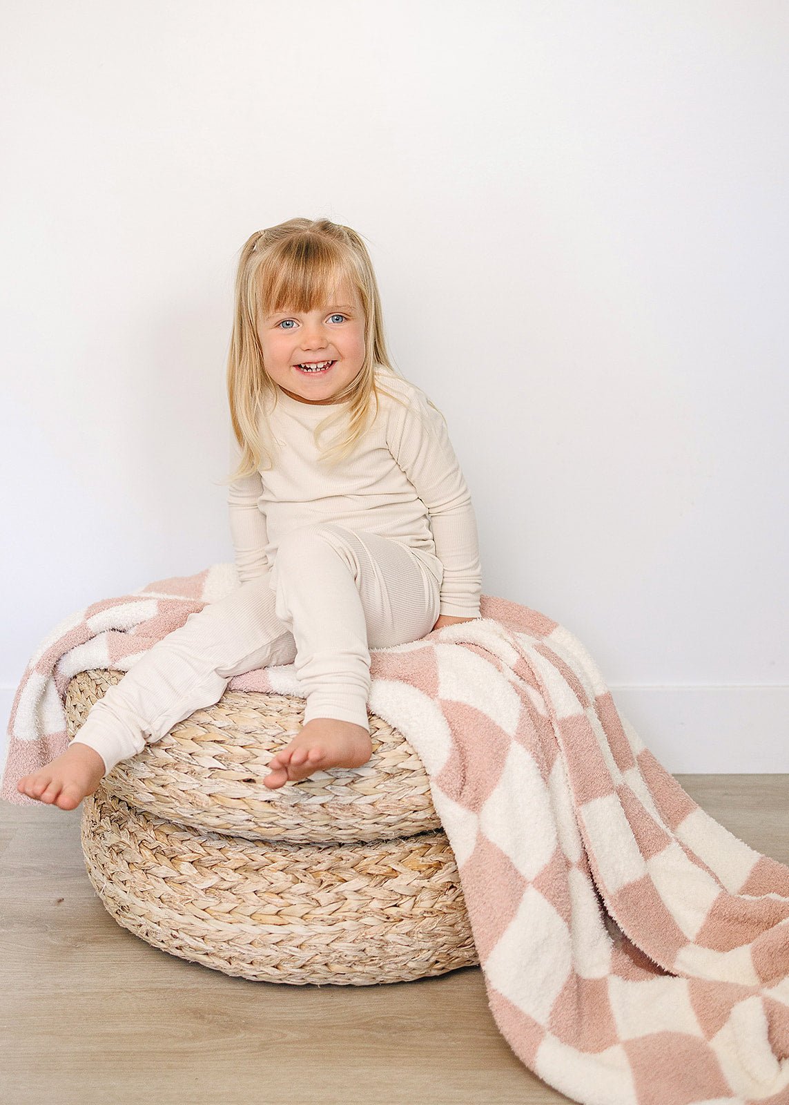 Mebie Baby Pink Checkered Plush Blanket - 