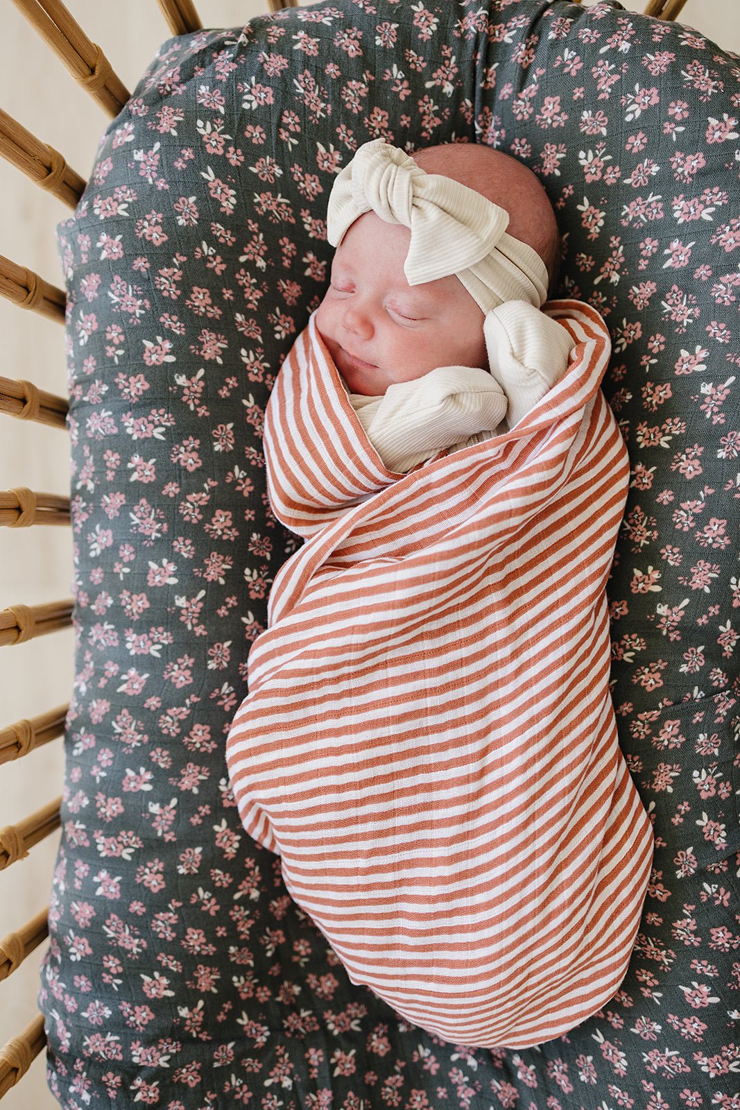 Mebie Baby Pink Stripes Muslin Swaddle Blanket for Babies by Mebie Baby - 