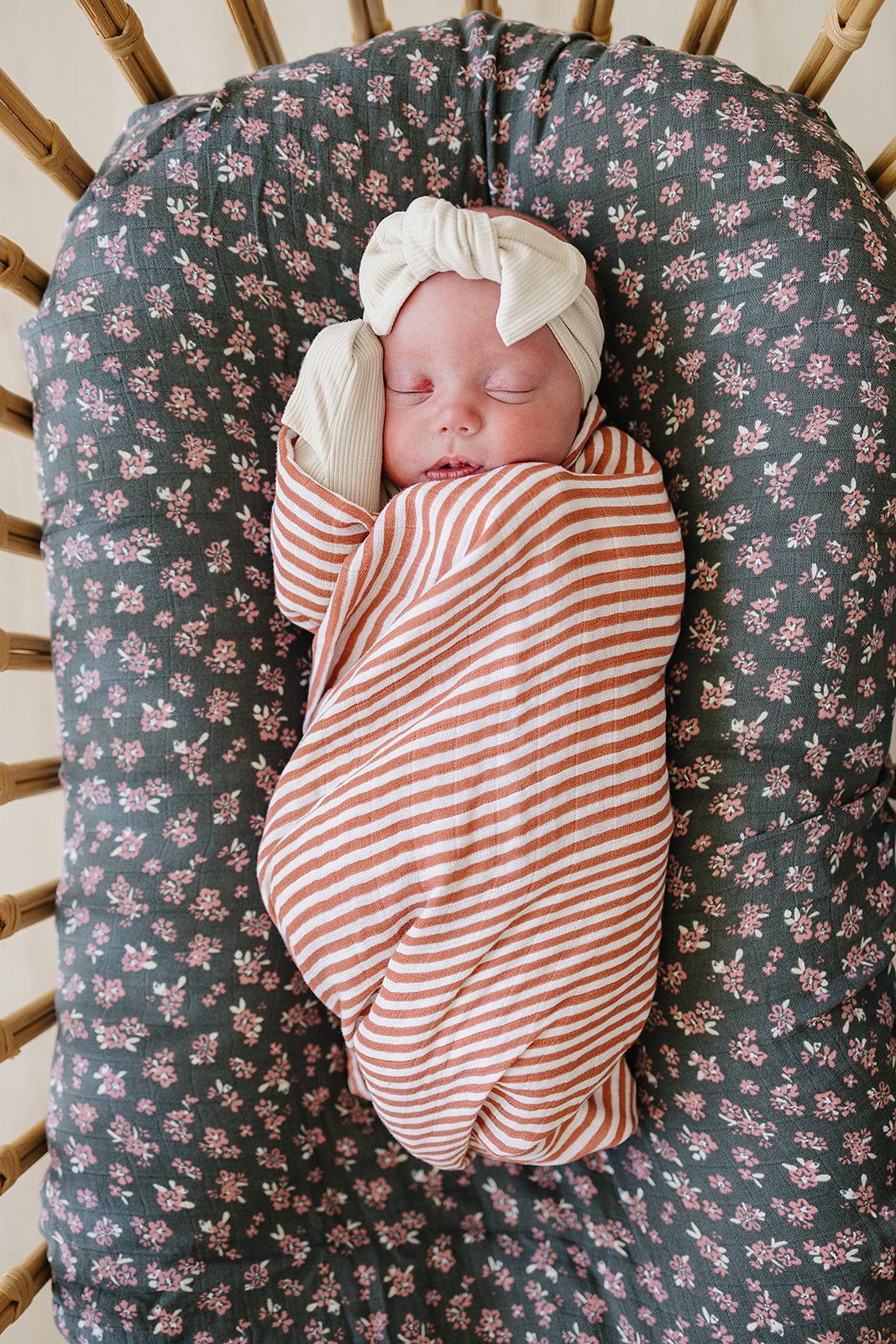 Mebie Baby Pink Stripes Muslin Swaddle Blanket for Babies by Mebie Baby - 