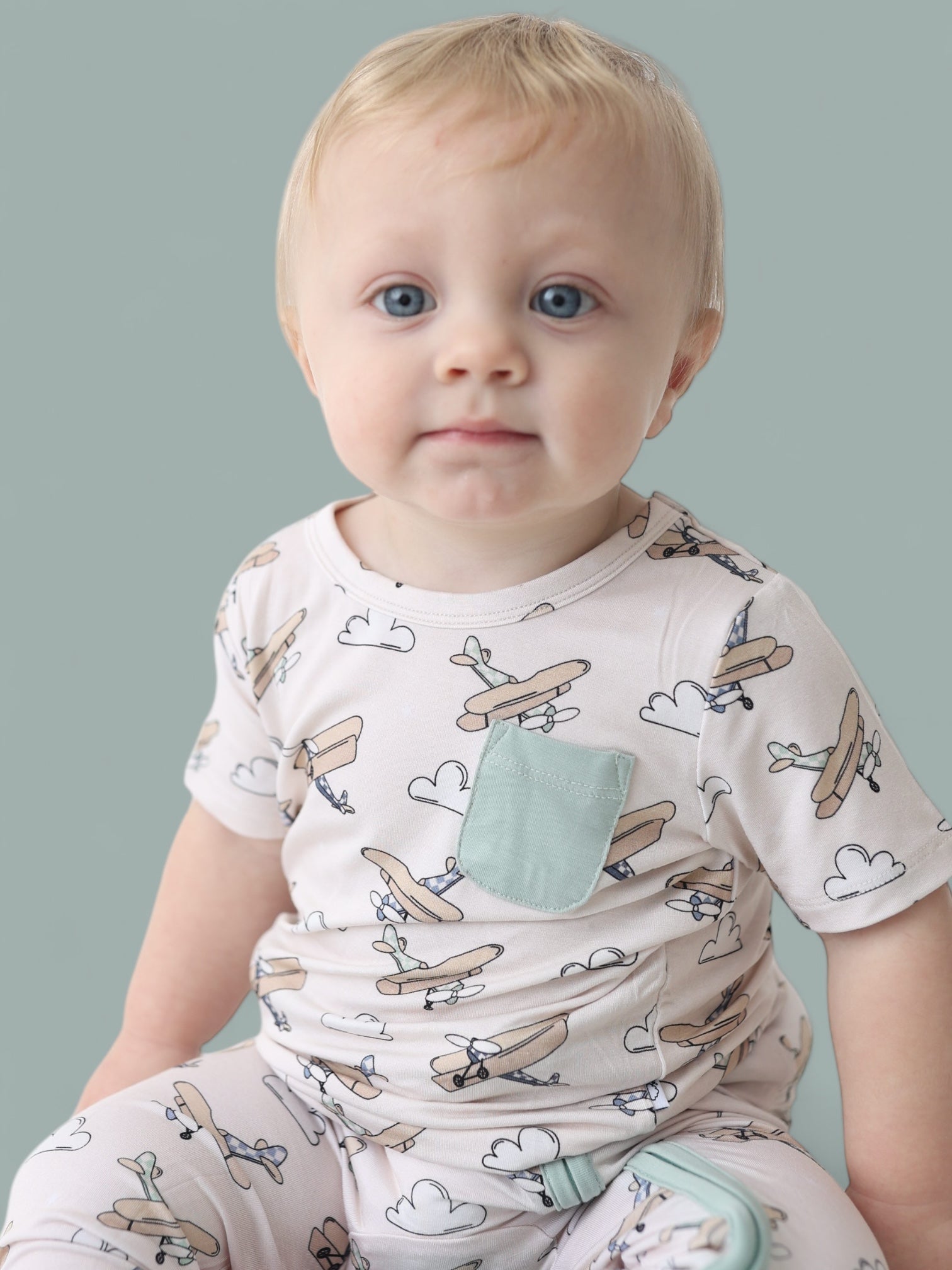 DREAM BIG LITTLE CO PLANE FUN DREAM POCKET TEEEveretts Place