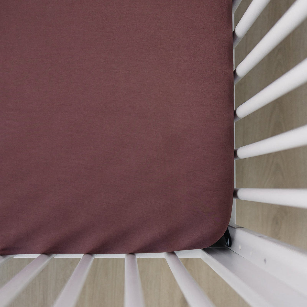 Mebie Baby Plum Bamboo Stretch Crib Sheet By Mebie Baby For Soft Sleep - 