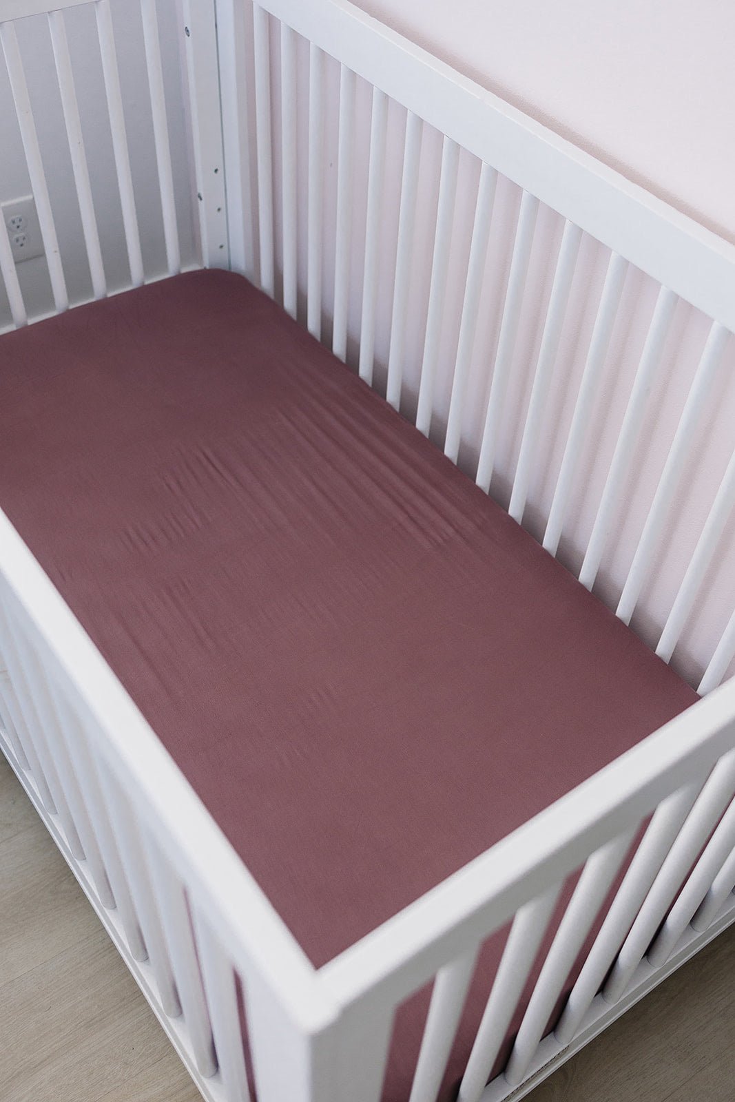 Mebie Baby Plum Bamboo Stretch Crib Sheet By Mebie Baby For Soft Sleep - 