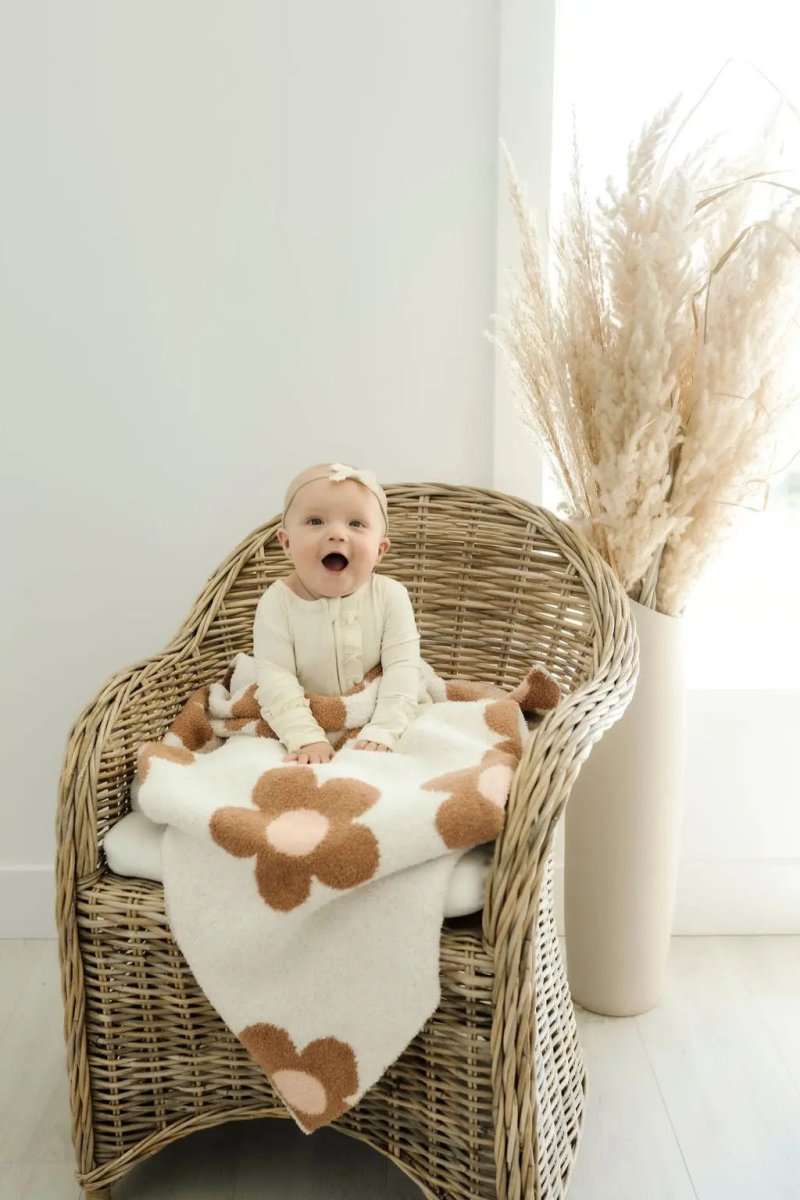 Harp Angel Boutique Plush Blanket Caramel with Daisy Design for Infants and Toddlers - 