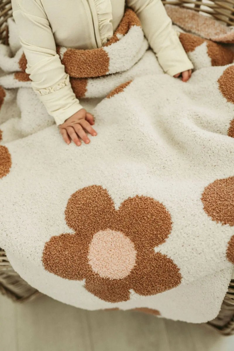 Harp Angel Boutique Plush Blanket Caramel with Daisy Design for Infants and Toddlers - 