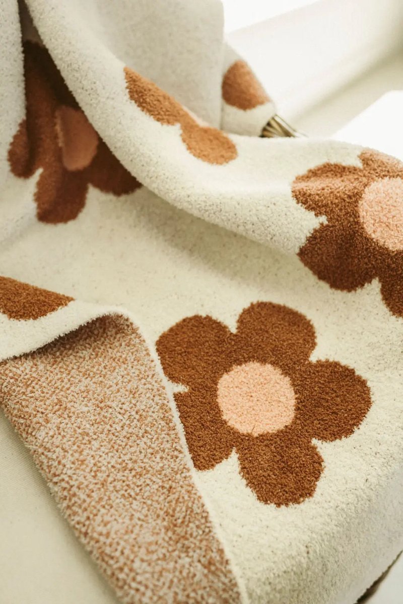 Harp Angel Boutique Plush Blanket Caramel with Daisy Design for Infants and Toddlers - 