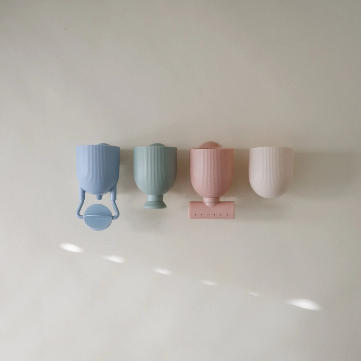 Mushie Pour And Play Bath Set Toy For Engaging Bath Time Fun - 