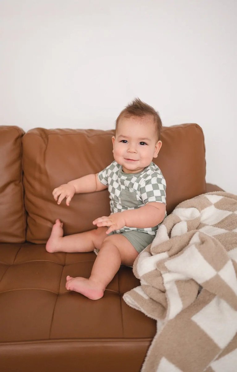 Harp Angel Boutique Premium Plush Blanket with Checkered Design for Cozy Nurseries - 