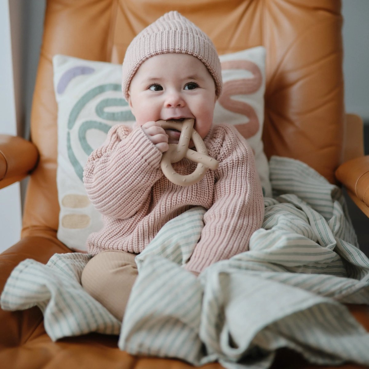 Mushie Pretzel Teether for Babies Made from Non - Toxic Food - Grade Silicone - Everetts Place Boutique - 