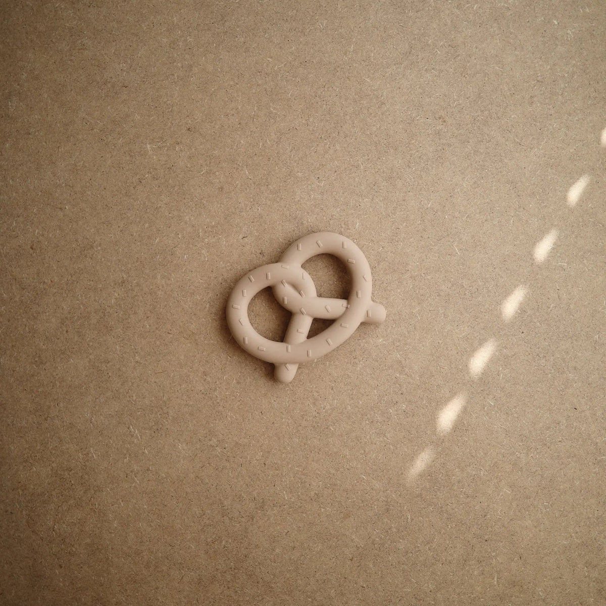 Mushie Pretzel Teether - 