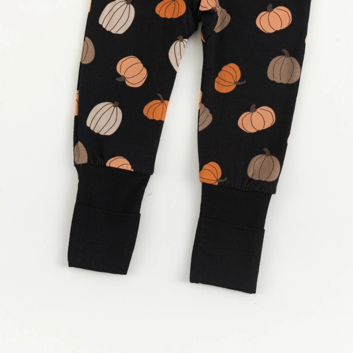 Dreamlet Pumpkins Black Convertible Zip Footies For Baby Dreamlet - Everetts Place Boutique - 