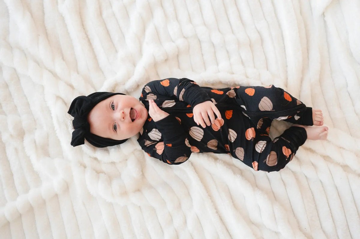 Dreamlet Pumpkins Black Convertible Zip Footies For Baby Dreamlet - Everetts Place Boutique - 