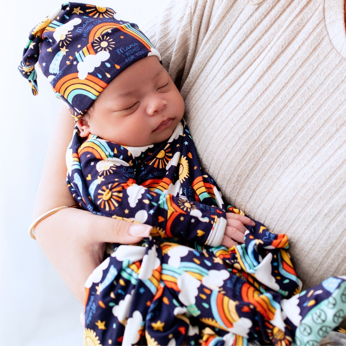 Raising Mama Raising Mama Bamboo Newborn Cap With Soft Knot For Babies