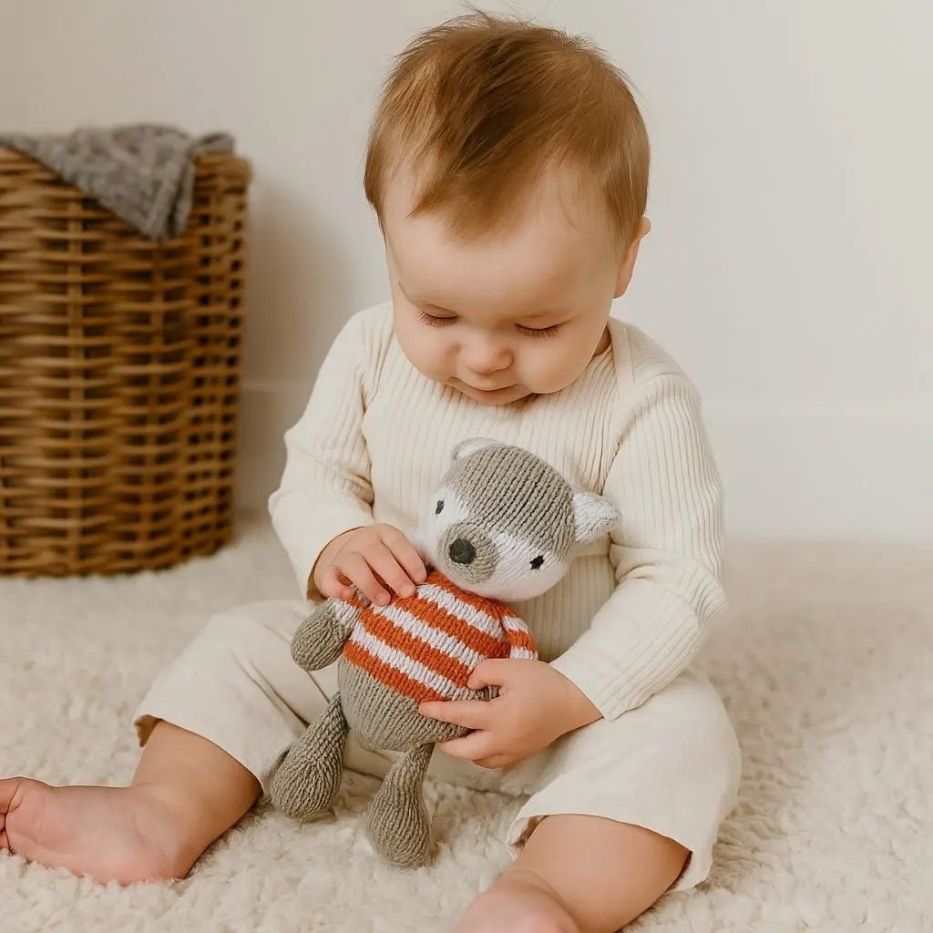 Finn + Emma rattle buddy | finley the fox - 