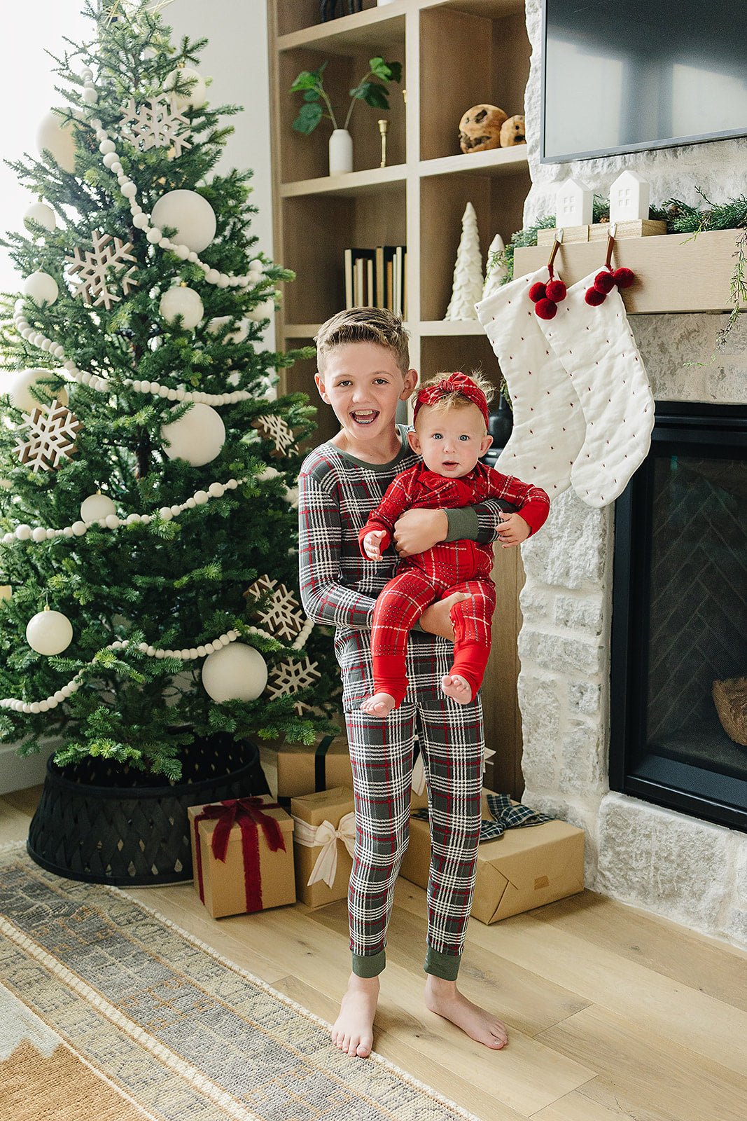 Mebie Baby Red Plaid Bamboo Zipper Baby Sleeper Up To 18 Months - 