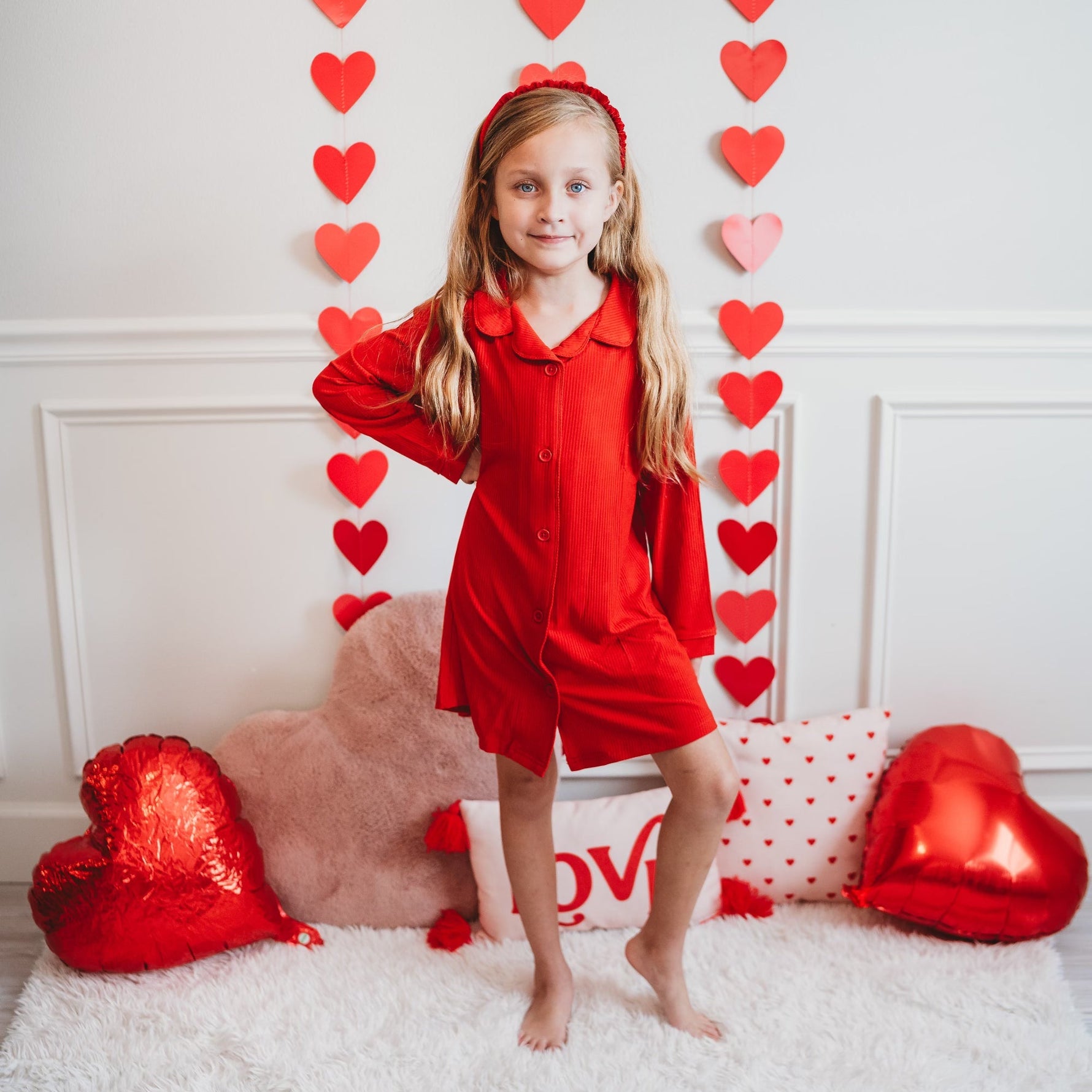 DREAM BIG LITTLE CO RED RIB GIRL'S DREAM GOWNEveretts Place