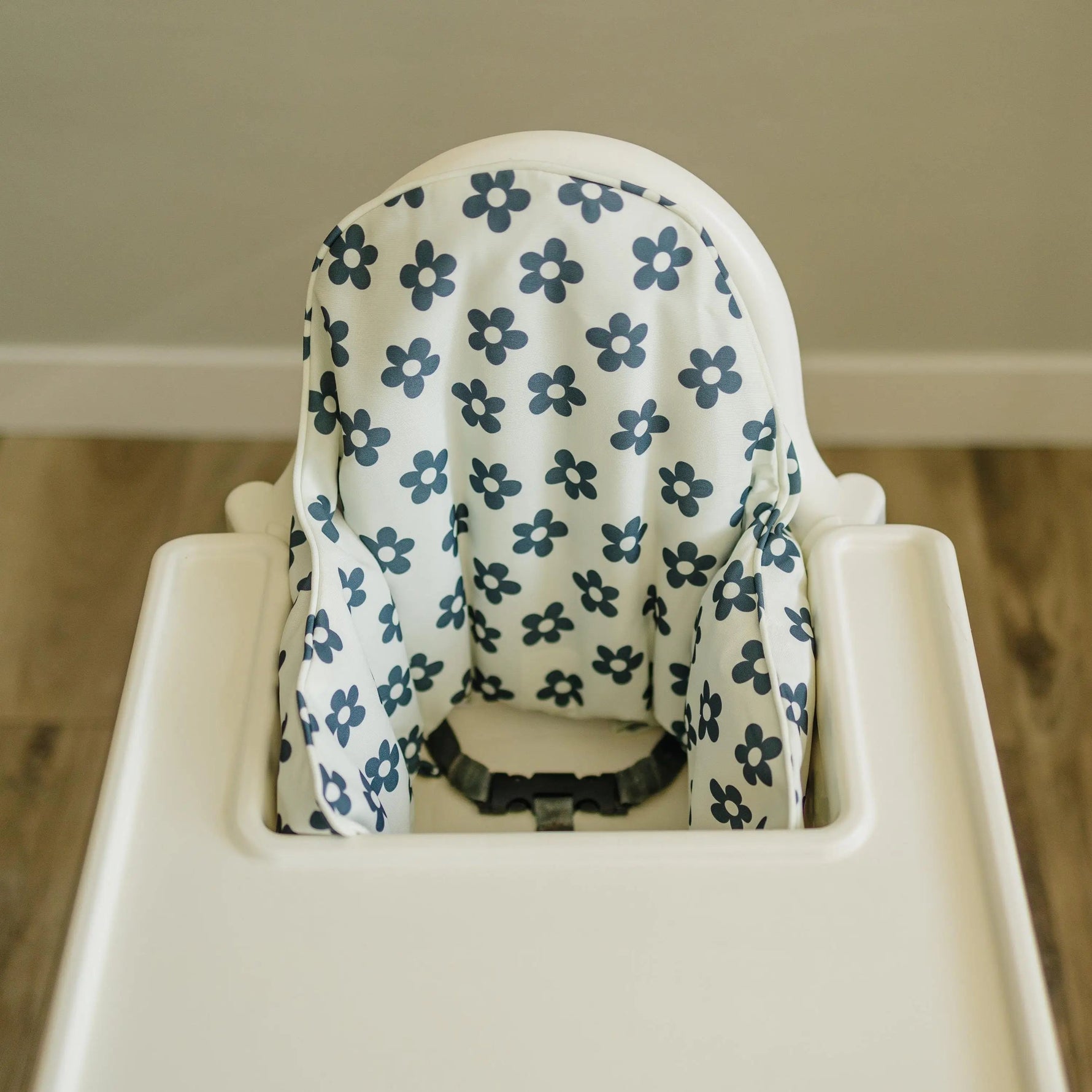 Little Joy Co. Retro Black & White Daisy IKEA Antilop Cushion Cover - 