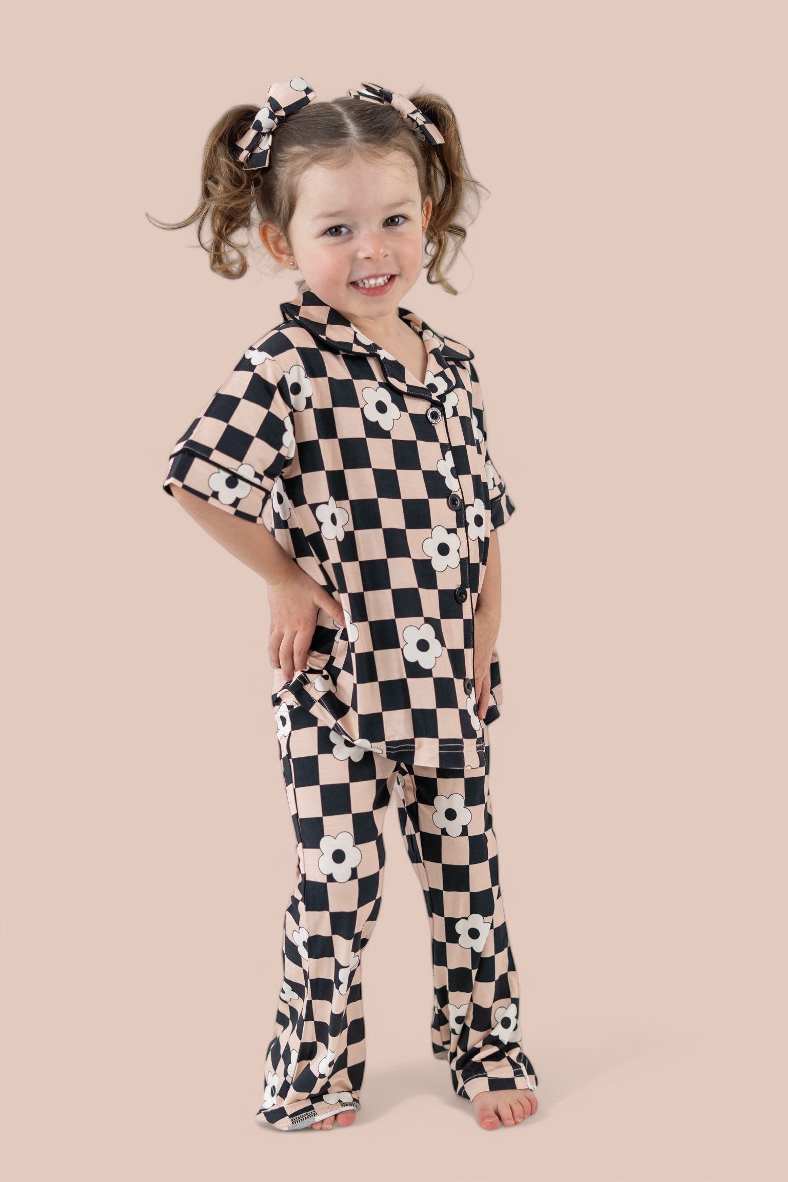 DREAM BIG LITTLE CO RETRO DAISY CHECKS SHORT SLEEVE DREAM GIRL'S FLARE SETEveretts Place