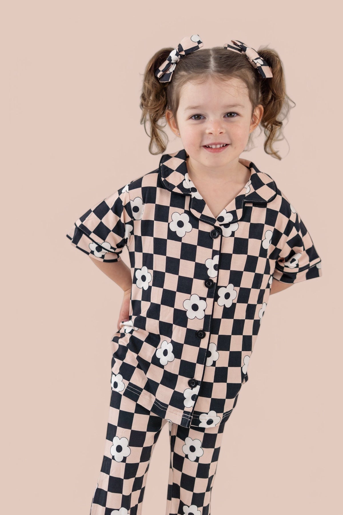 DREAM BIG LITTLE CO RETRO DAISY CHECKS SHORT SLEEVE DREAM GIRL'S FLARE SETEveretts Place