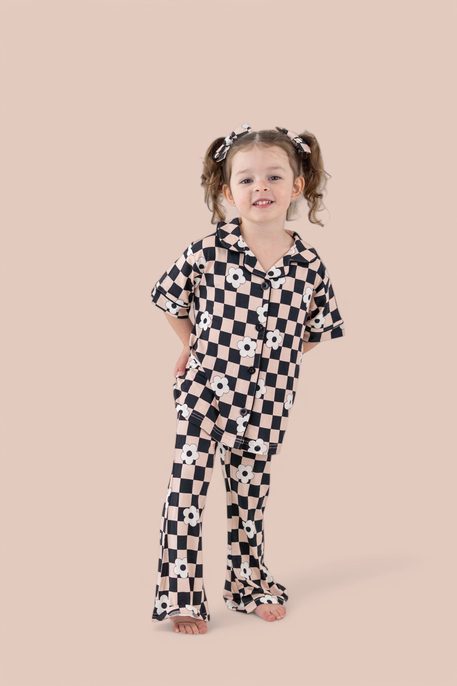 DREAM BIG LITTLE CO RETRO DAISY CHECKS SHORT SLEEVE DREAM GIRL'S FLARE SETEveretts Place