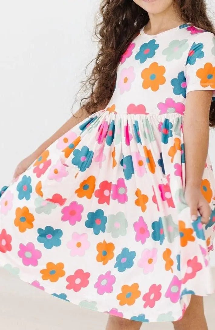 Mila & Rose ® Retro Floral S/S Pocket Twirl Dress - 