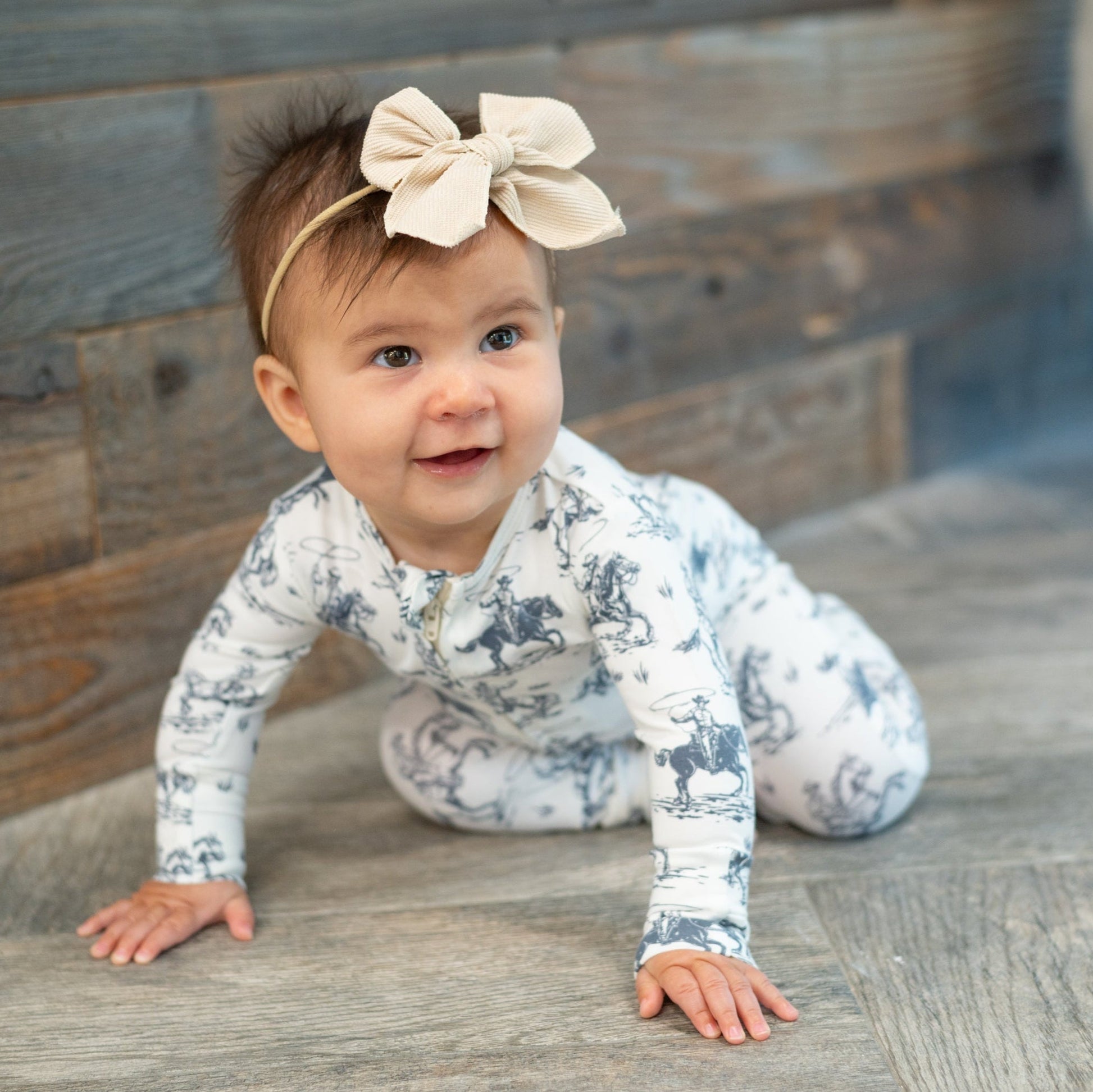 Rips Ranch Zipper Footie for Babies Two Way Zip Easy Care Sweet Bamboo Everetts Place: Online Boutique