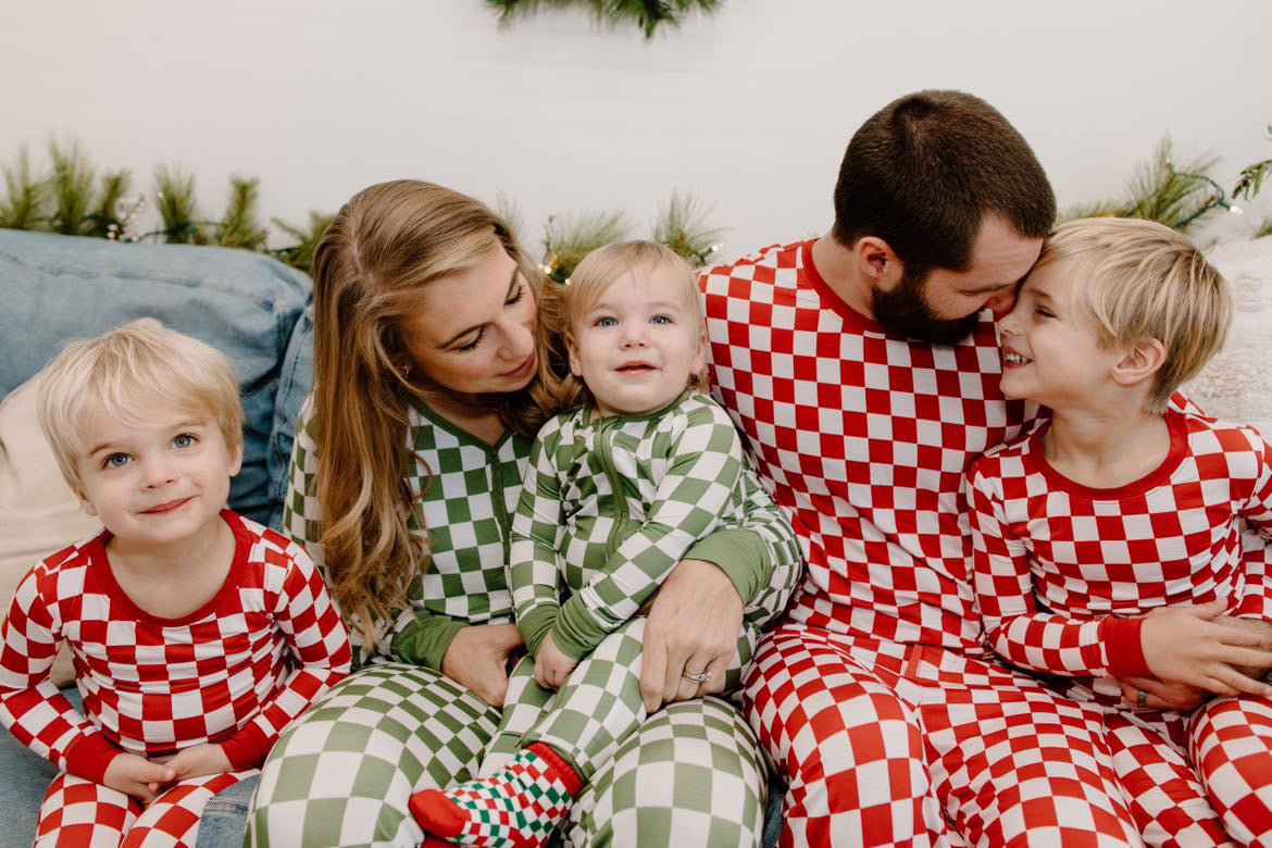 DREAM BIG LITTLE CO RUDOLPH CHECKERS MEN'S DREAM CREW NECK TOPEveretts Place
