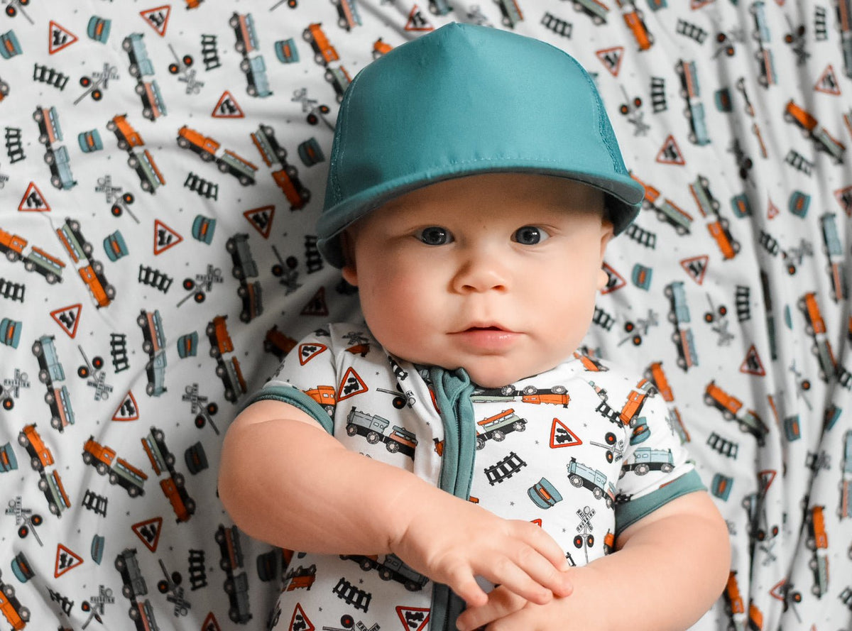 DREAM BIG LITTLE CO SAGE DREAM TRUCKER HATEveretts Place
