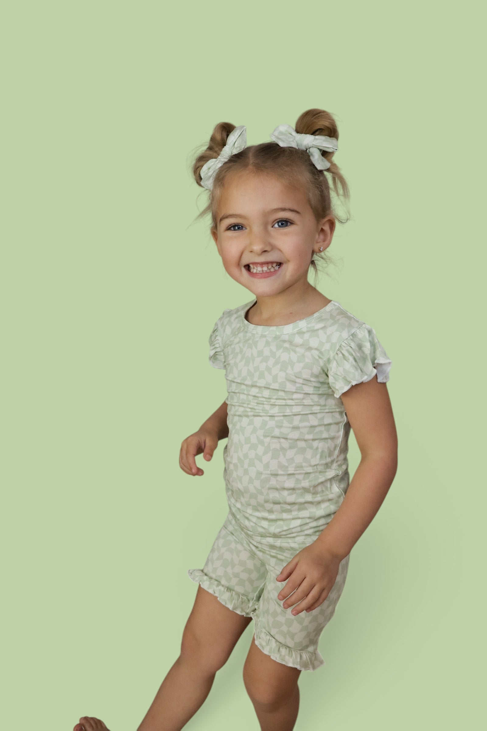 DREAM BIG LITTLE CO SAGE WAVY CHECKERS DREAM RUFFLE SHORT SETEveretts Place