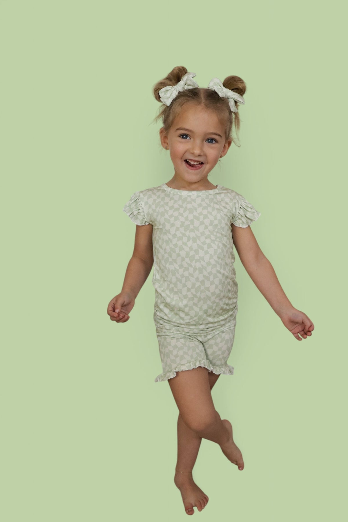 DREAM BIG LITTLE CO SAGE WAVY CHECKERS DREAM RUFFLE SHORT SETEveretts Place