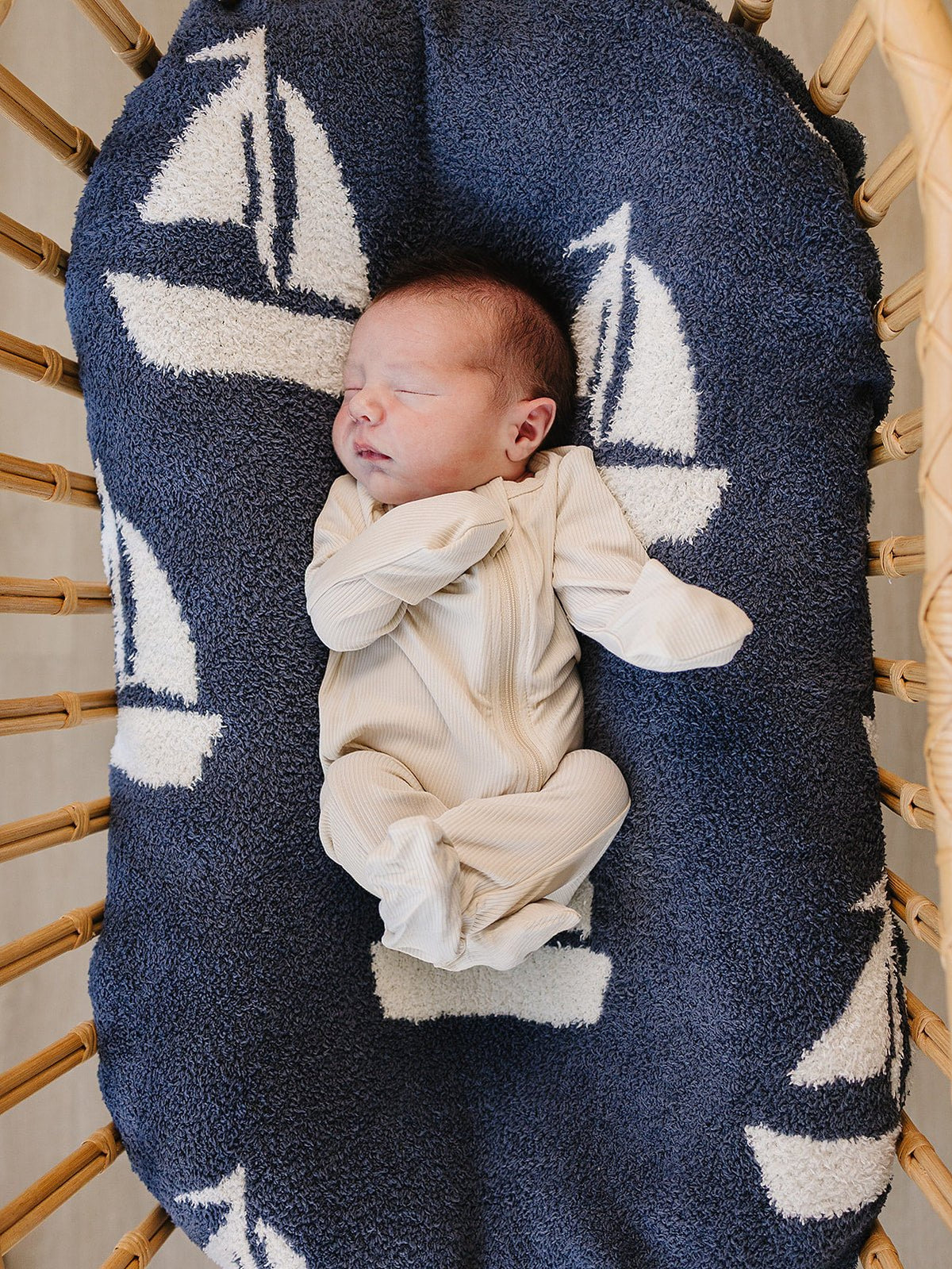 Mebie Baby Sailboat Plush Blanket - 