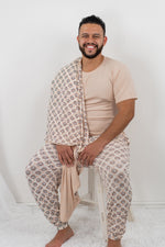 DREAM BIG LITTLE CO SANDY SMILES CHECKERS MEN'S DREAM JOGGER SETEveretts Place