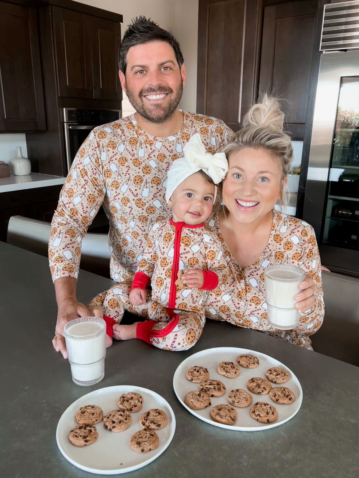 DREAM BIG LITTLE CO Santa Cookies Womens Dream Top Breastfeeding Friendly Bamboo ViscoseEveretts Place