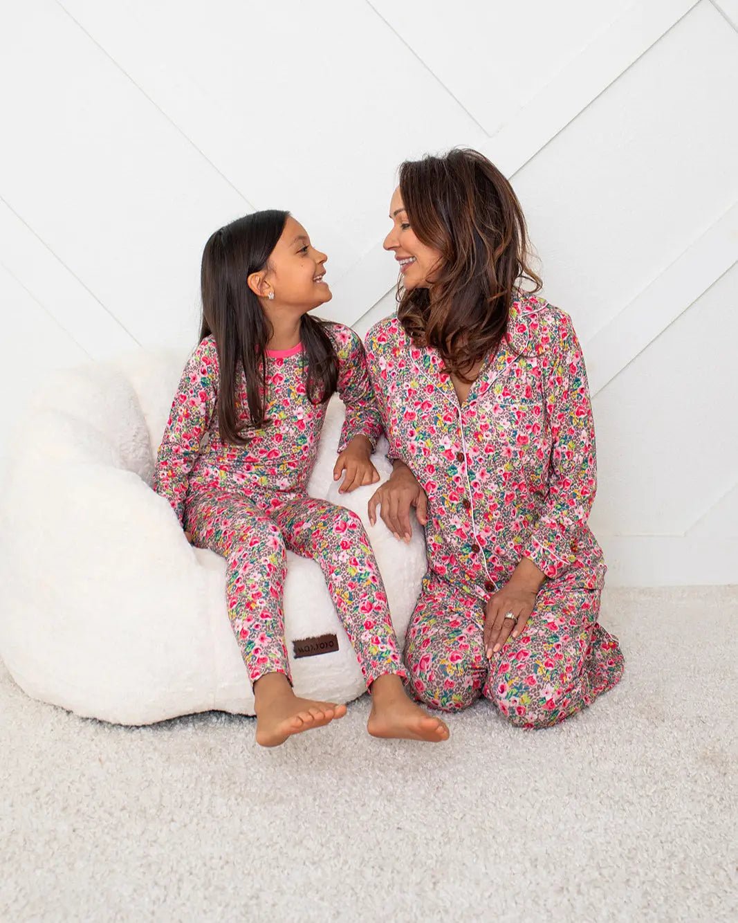 Bestaroo Savanna Rose Bamboo Pajama Set for Kids Long Sleeve - 