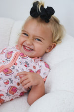 DREAM BIG LITTLE CO SCHOOL DREAMZZZ DREAM SHORTIEEveretts Place