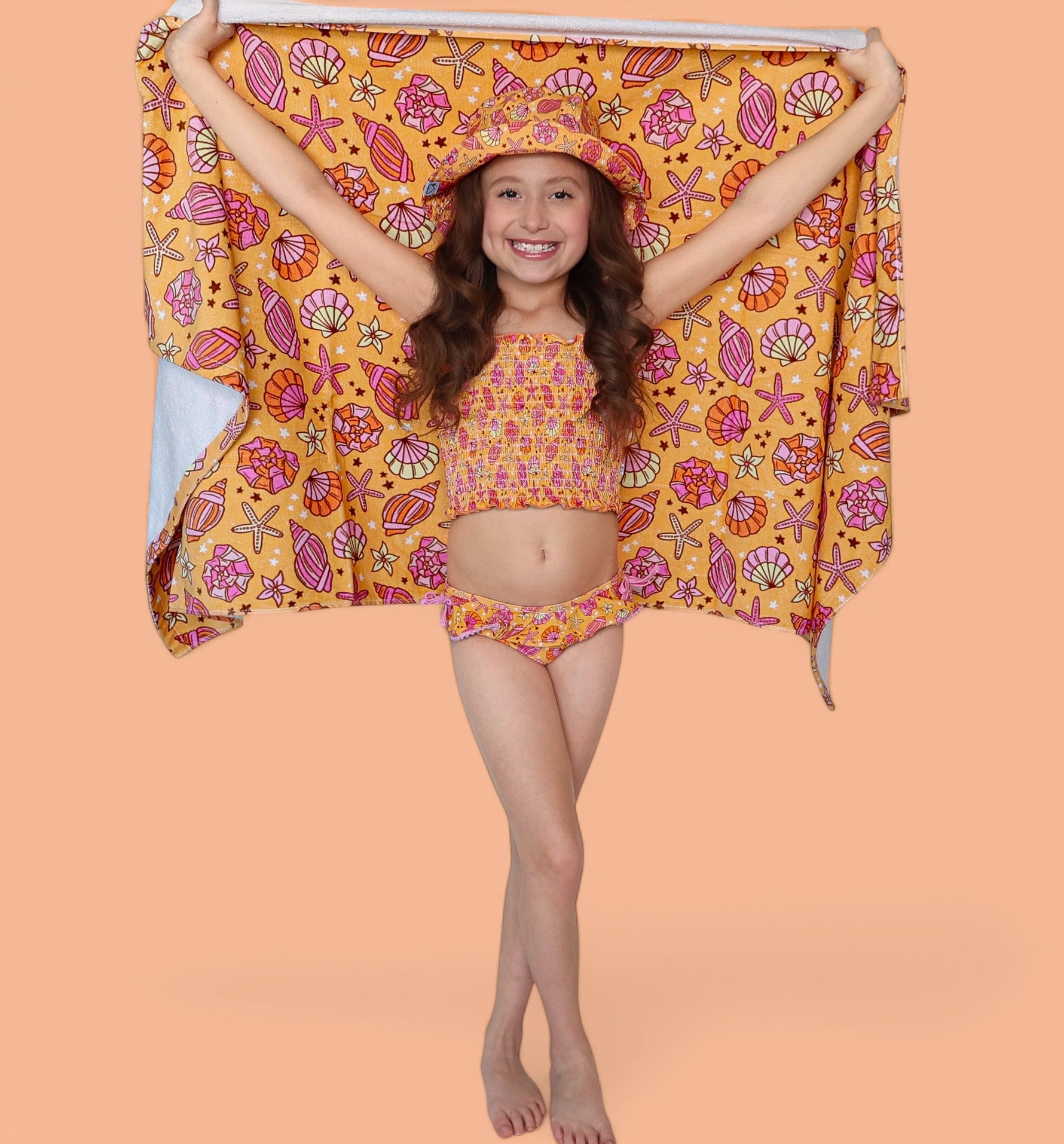 DREAM BIG LITTLE CO SHELLO SUMMER DREAM TOWELEveretts Place