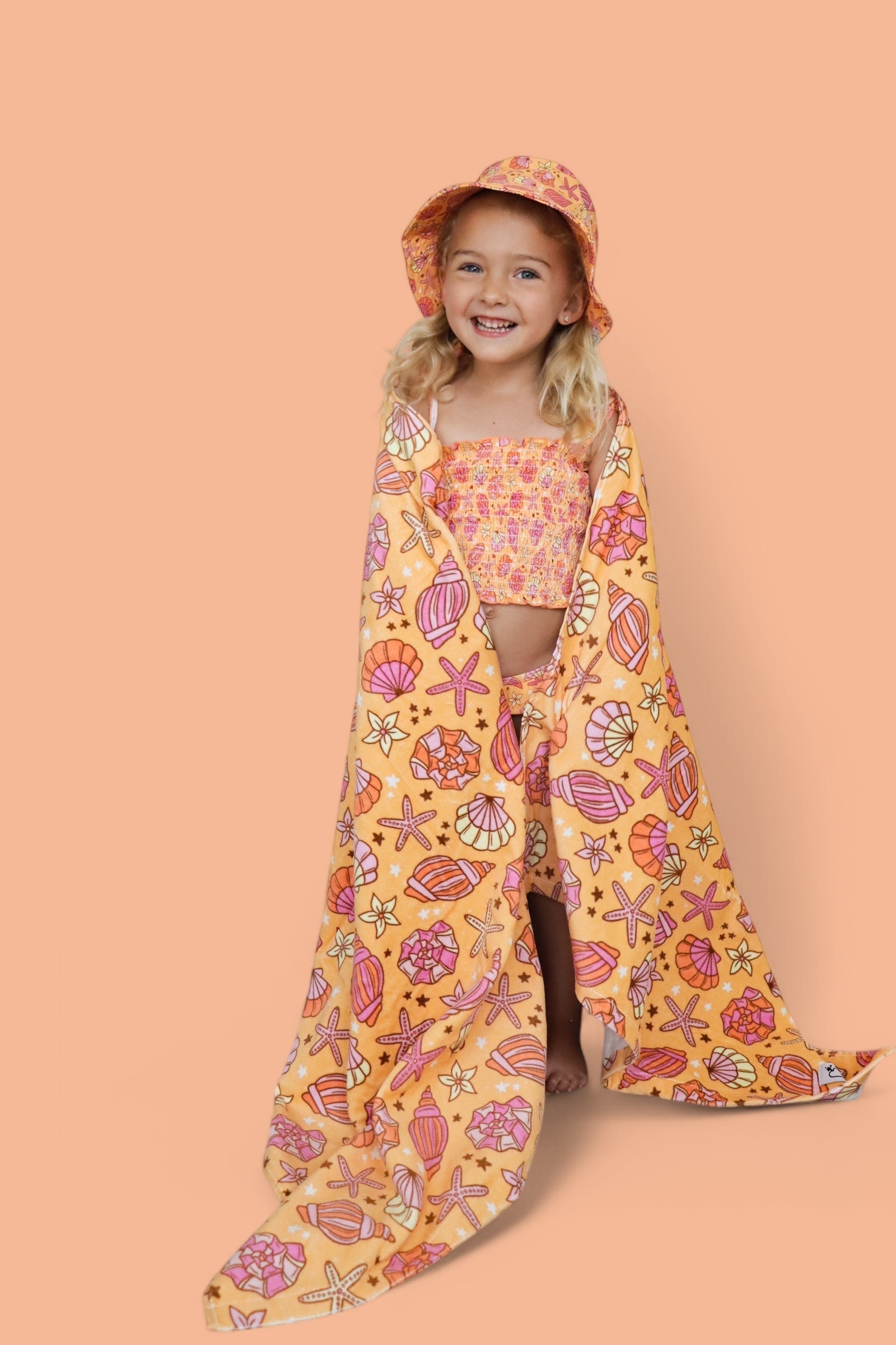 DREAM BIG LITTLE CO SHELLO SUMMER DREAM TOWELEveretts Place