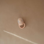 Mushie Silicone Fresh Food Feeder for Safe Self Feeding and Easy Cleaning - Everetts Place Boutique - 