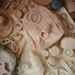 Mushie Silicone Fresh Food Feeder for Safe Self Feeding and Easy Cleaning - 